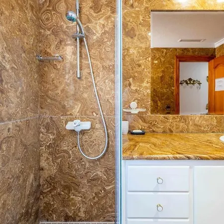Arenal 6 Inftour Appartement *